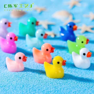 miniature duck model
